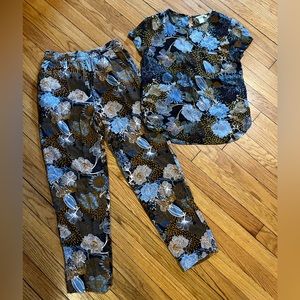 Matching floral pants & shirt set size 2